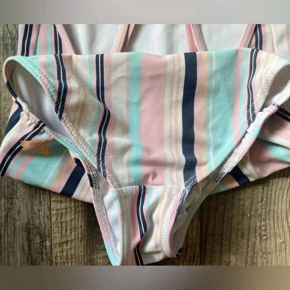 Roxy Pink Cutty Heart One-Piece beach Swimsuit Swimwear Youth girls 6Y - Picture 3 of 9